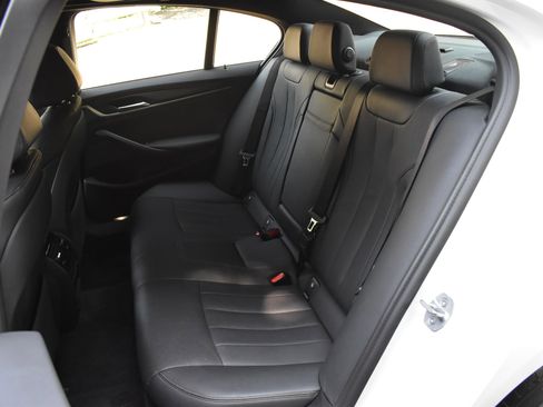 Used 2022 BMW 530i xDrive w/ M Sport Package image 24