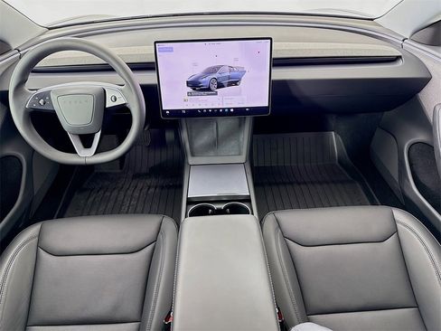 Used 2025 Tesla Model 3 Long Range image 26