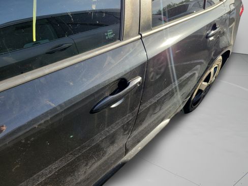 Used 2021 Toyota Corolla LE FWD image 27