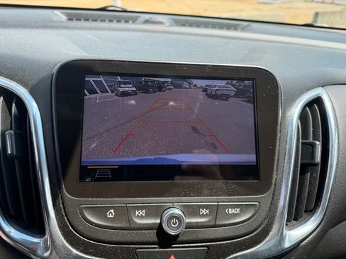 Used 2019 Chevrolet Equinox LT FWD image 10