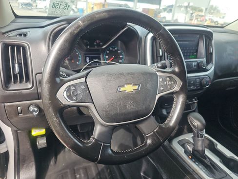 Used 2022 Chevrolet Colorado LT w/ Fleet Safety Package image 7