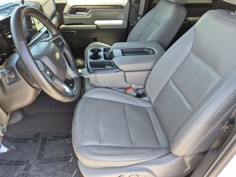Used 2024 Chevrolet Silverado 2500 LTZ AWD/4WD image 19