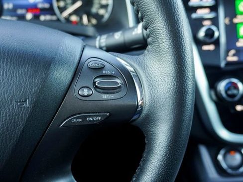 Used 2024 Nissan Murano SV image 22