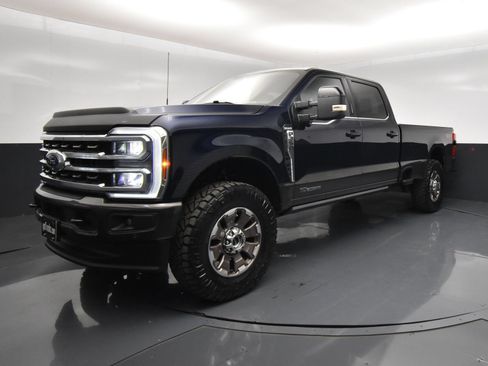 Used 2024 Ford F350 King Ranch AWD/4WD image 2