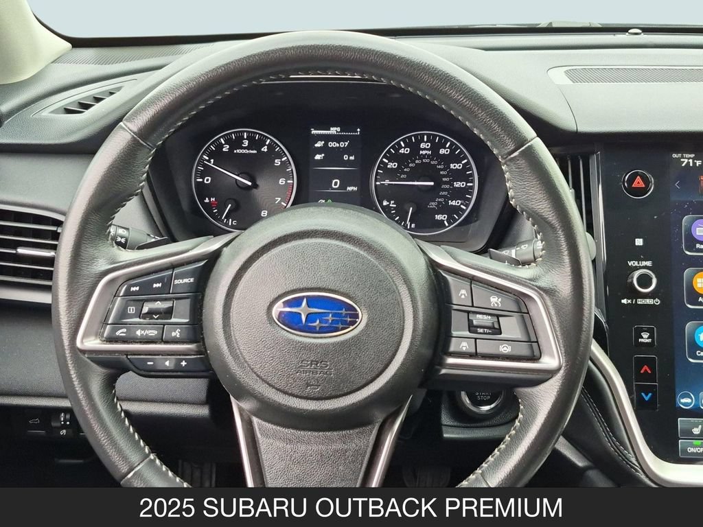 Used 2025 Subaru Outback Premium AWD/4WD image 12