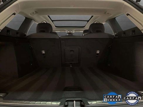 Used 2025 Volvo V60 B5 Cross Country Plus image 84