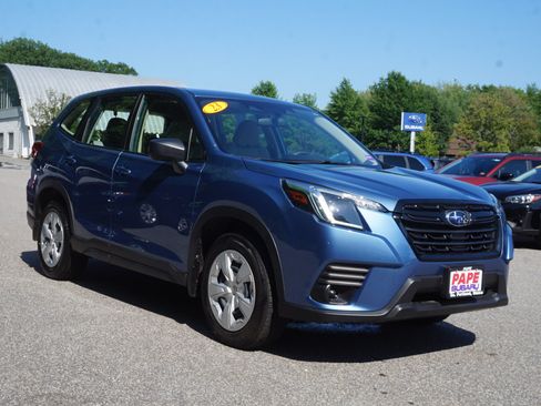 Used 2023 Subaru Forester AWD/4WD image 3