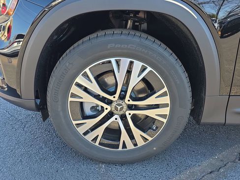 Used 2026 Mercedes-Benz GLB 250 GLB 250 image 9