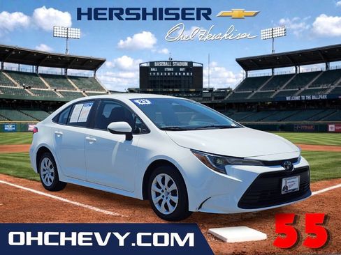 Used 2023 Toyota Corolla LE FWD image 1