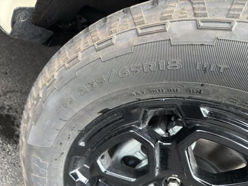 New 2025 Ford Ranger XLT AWD/4WD image 12