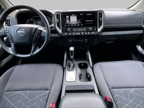 Certified 2025 Nissan Frontier SV RWD image 16