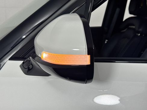 Used 2024 Rivian R1S Adventure image 19