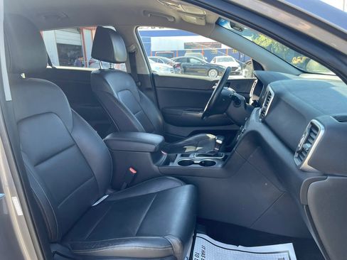 Used 2017 Kia Sportage EX AWD/4WD image 5