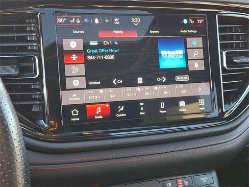 Used 2024 Dodge Durango GT image 13