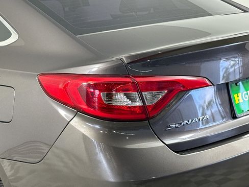 Used 2017 Hyundai Sonata ECO image 36