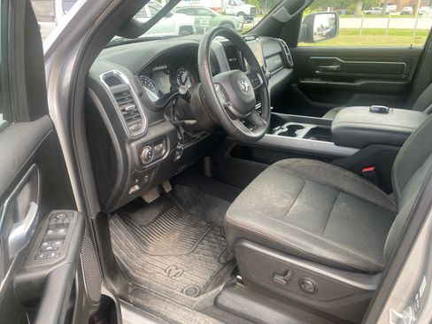 Used 2025 RAM 1500 Big Horn AWD/4WD image 4