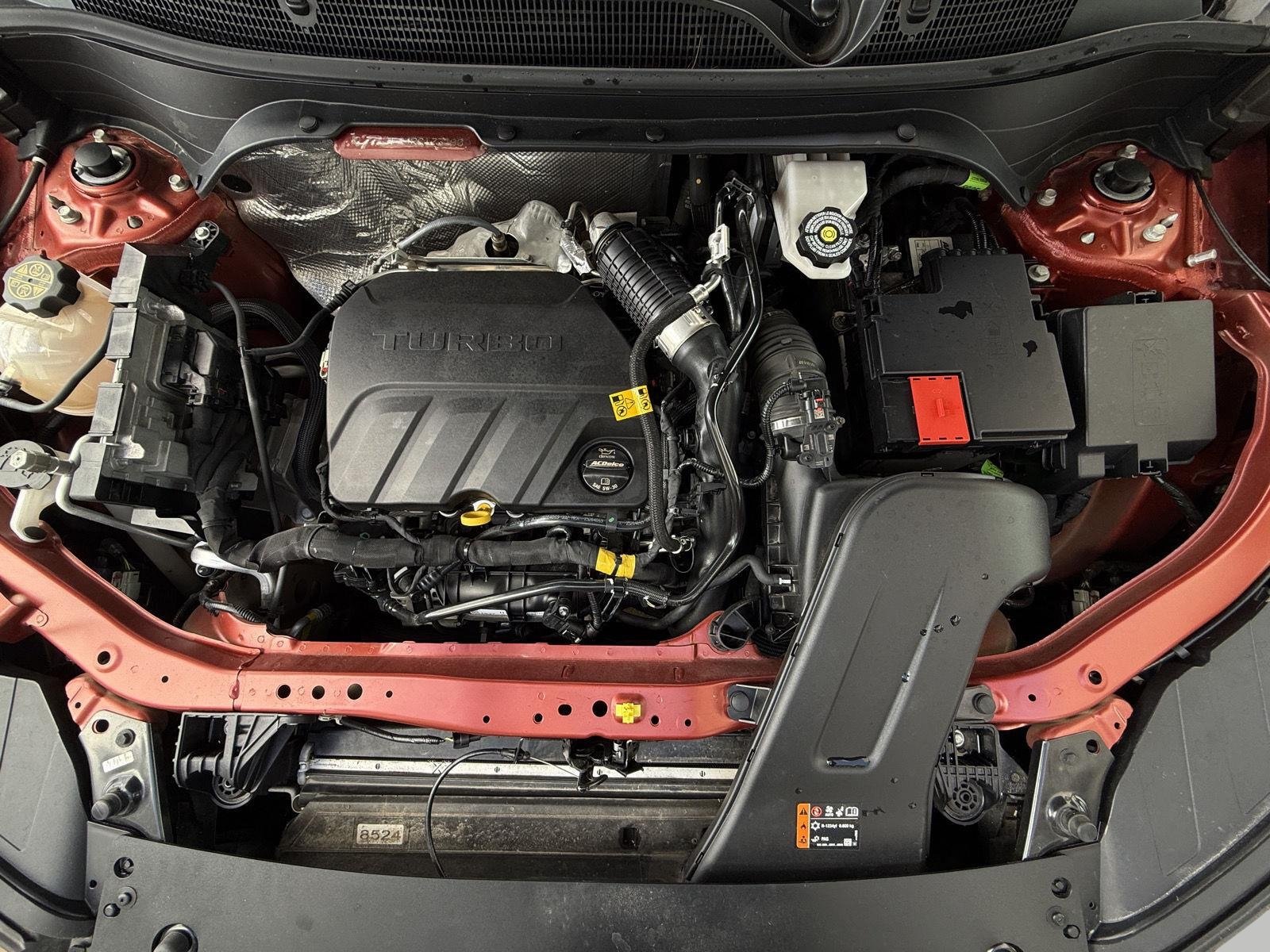 Used 2024 Chevrolet Trax RS w/ Sunroof Package FWD image 15