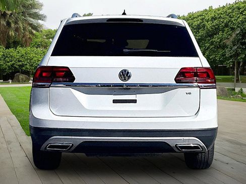 Used 2018 Volkswagen Atlas Launch Edition image 4