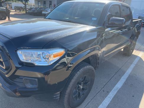 Used 2021 Toyota Tacoma SR w/ SR Convenience Package RWD image 4