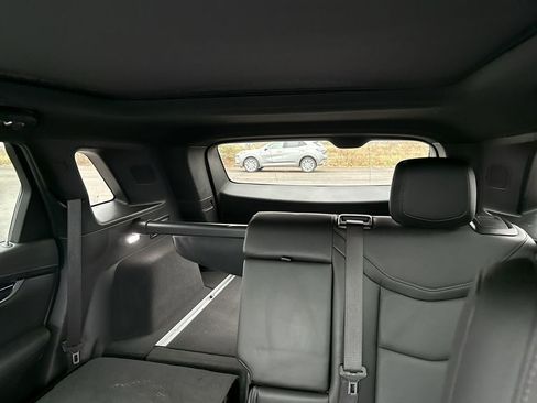 Used 2025 Cadillac XT5 Premium Luxury image 11