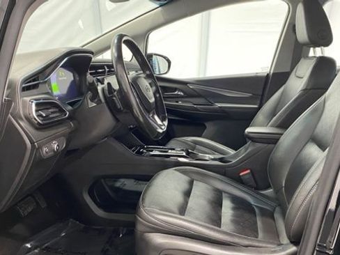 Used 2023 Chevrolet Bolt LT image 12