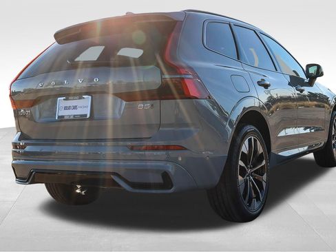 New 2026 Volvo XC60 B5 Plus AWD/4WD image 5