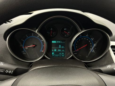 Used 2015 Chevrolet Cruze LT FWD image 24