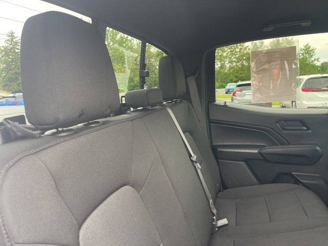 Used 2024 Chevrolet Colorado Trail Boss w/ Technology Package AWD/4WD image 30