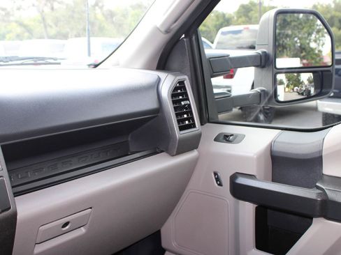 Used 2022 Ford F350 XL w/ Power Equipment Group AWD/4WD image 21