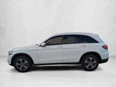 Used 2022 Mercedes-Benz GLC 300 image 3