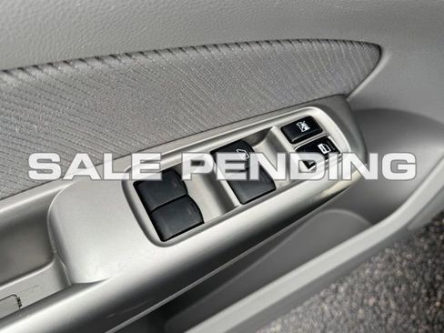 Used 2010 Subaru Forester 2.5X Premium image 12