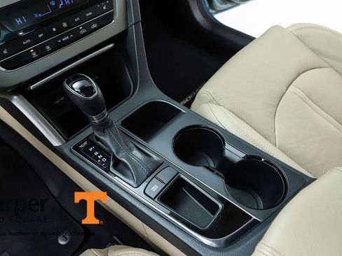 Used 2015 Hyundai Sonata Limited image 24