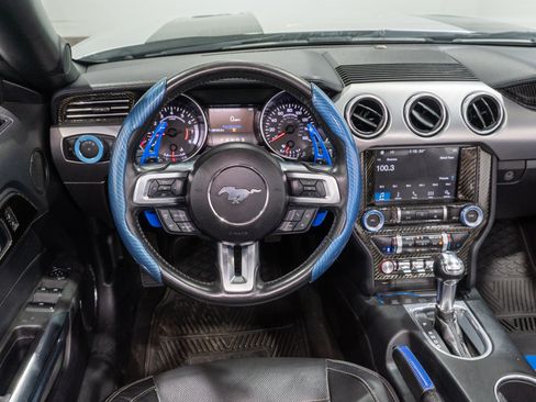 Used 2019 Ford Mustang Premium RWD image 14