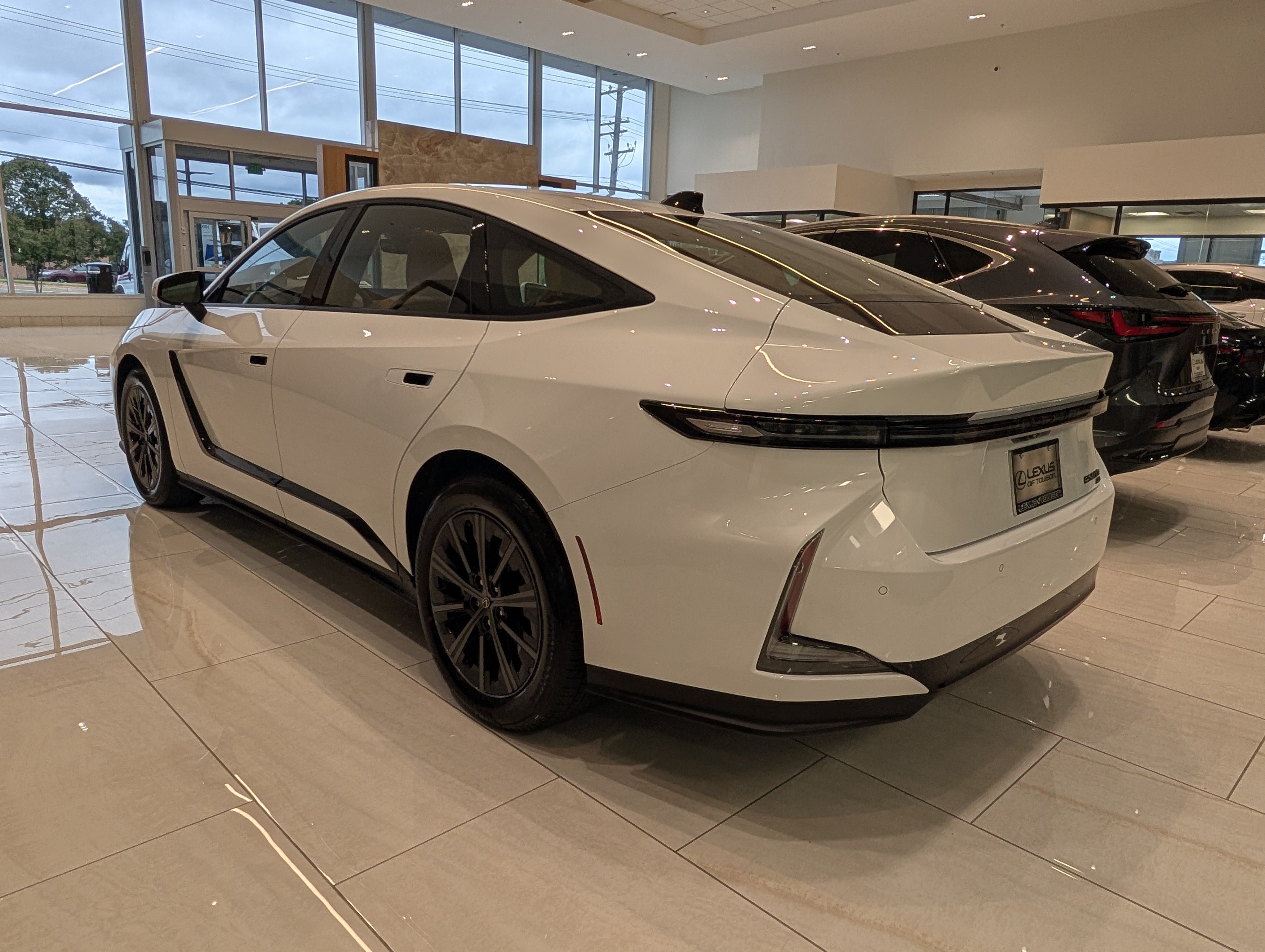New 2026 Lexus ES 500e w/ Convenience Package AWD/4WD image 3