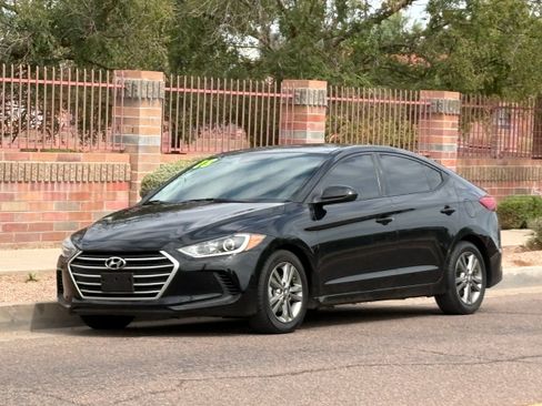 Used 2018 Hyundai Elantra SEL FWD image 1