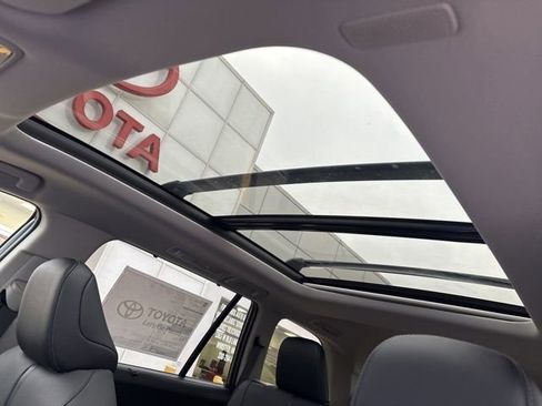 New 2026 Toyota Grand Highlander Limited image 28