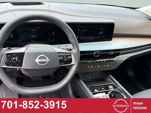 Certified 2025 Nissan Murano Platinum w/ Cargo Package AWD/4WD image 18