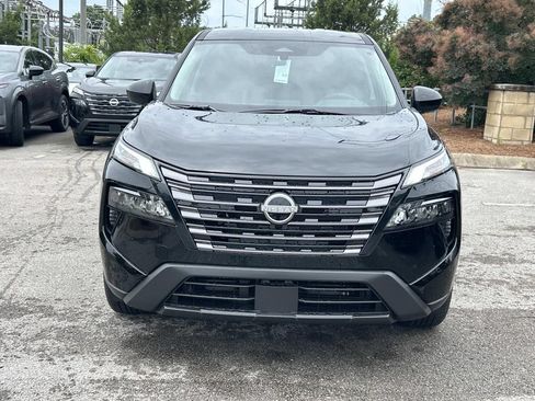New 2026 Nissan Rogue SV FWD image 2