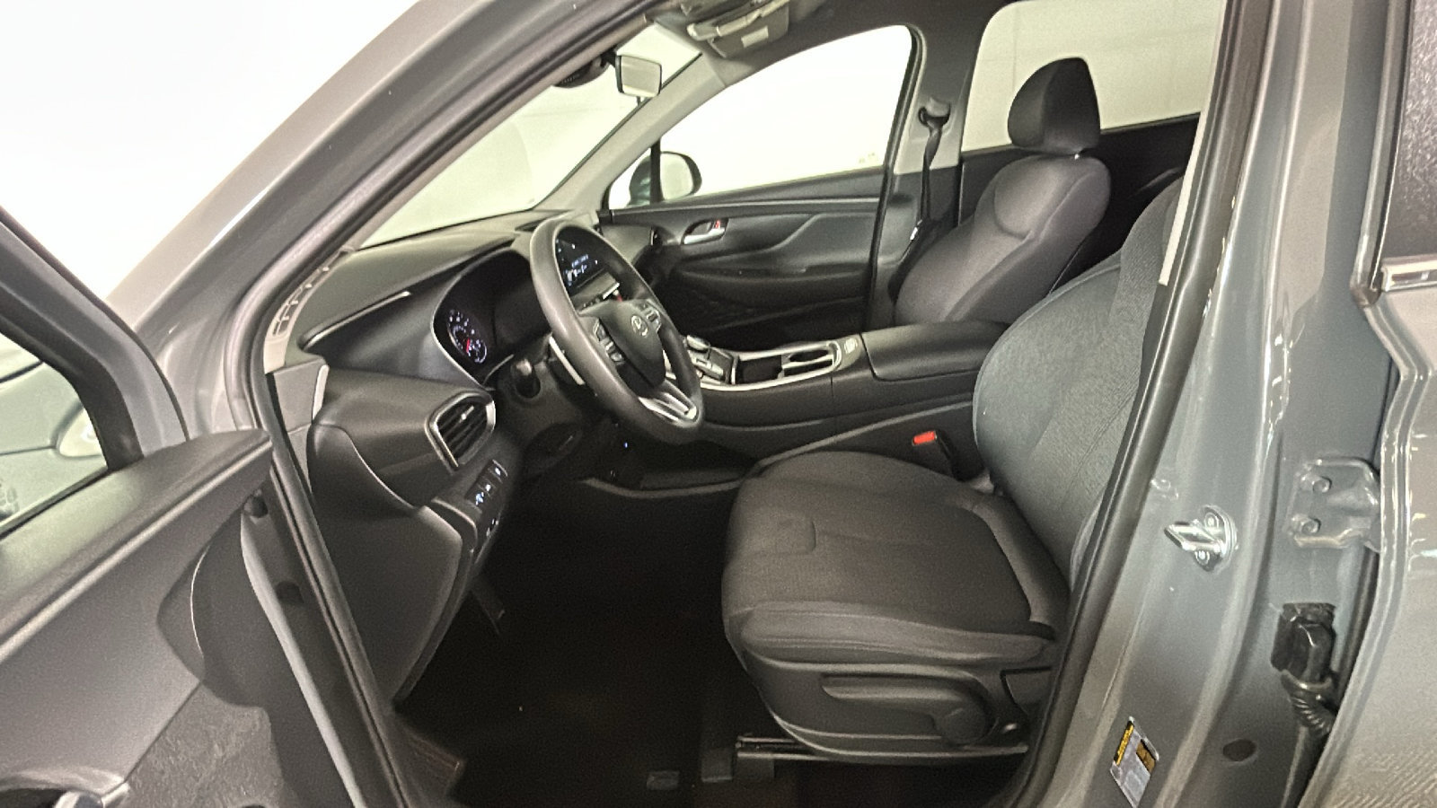 Certified 2023 Hyundai Santa Fe SE FWD image 15