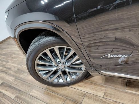 Used 2025 Buick Enclave Avenir w/ Super Cruise Package image 22