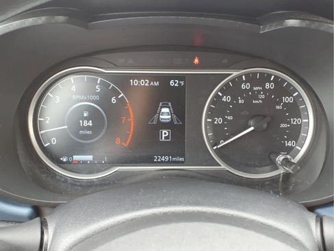 Certified 2025 Nissan Versa SV FWD image 16