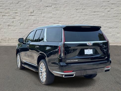 Used 2024 Cadillac Escalade Premium Luxury w/ LPO, Floor Liner Package AWD/4WD image 3