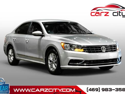 Used 2017 Volkswagen Passat 1.8T S FWD image 1