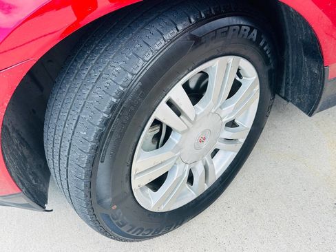 Used 2013 Cadillac SRX Luxury image 29