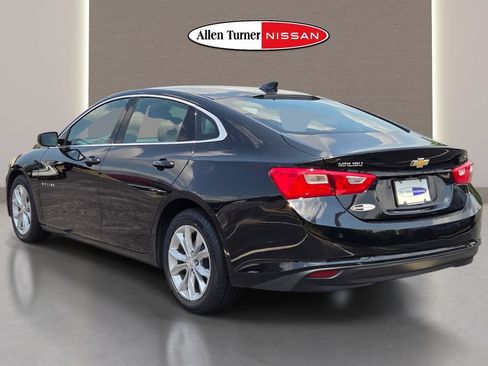 Used 2025 Chevrolet Malibu LT FWD image 9