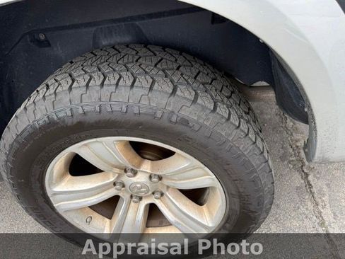 Used 2014 RAM 1500 Laramie w/ Convenience Group AWD/4WD image 8