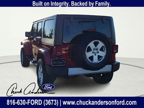 Used 2012 Jeep Wrangler Unlimited Sahara w/ Connectivity Group image 5