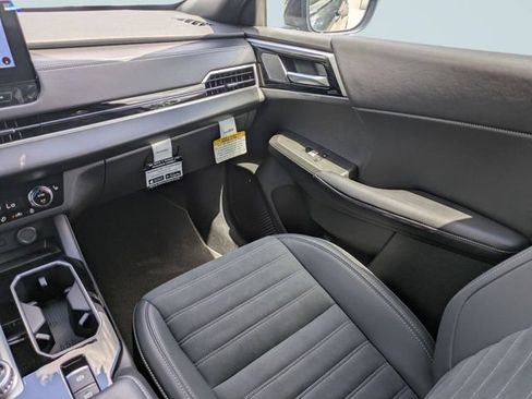 New 2026 Mitsubishi Outlander LE FWD image 17