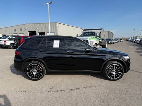 Used 2022 Mercedes-Benz GLC 300 4MATIC image 32