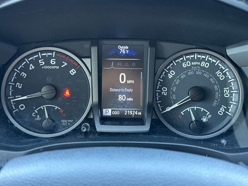 Certified 2023 Toyota Tacoma TRD Off-Road w/ Technology Package AWD/4WD image 23